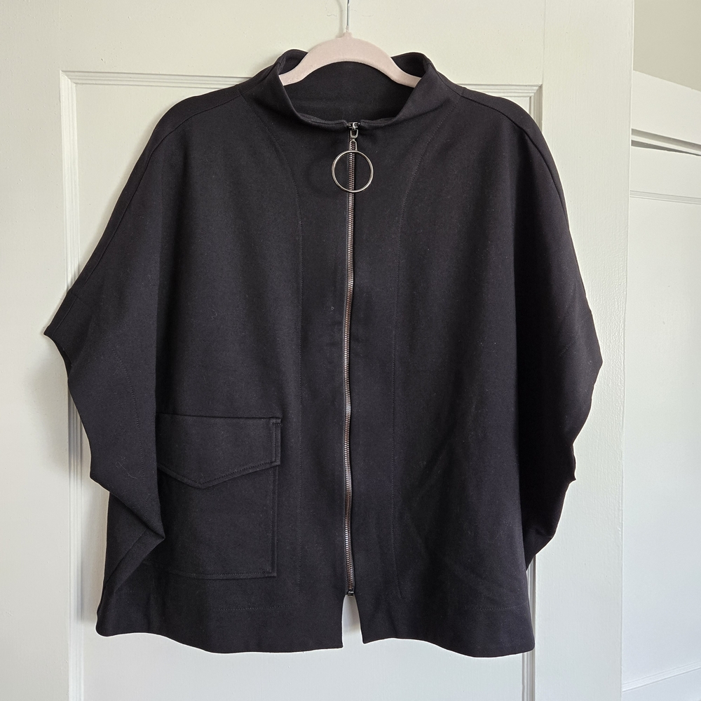 Elegant Black Cape with Zipper Detail